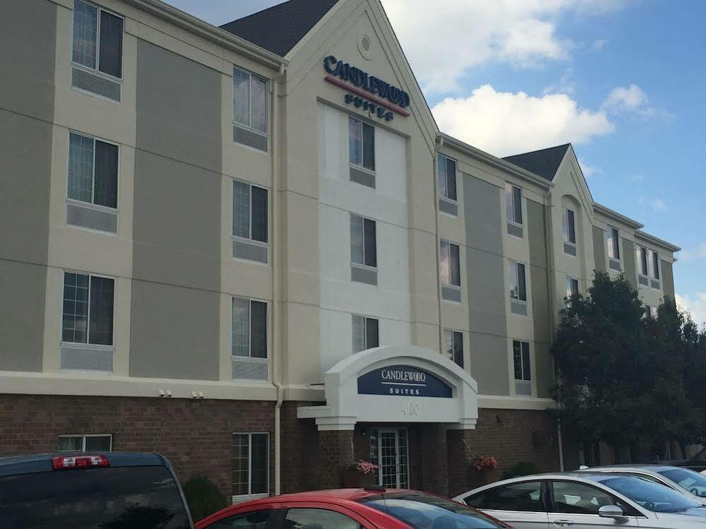 Candlewood Suites Lincoln By Ihg Eksteriør billede