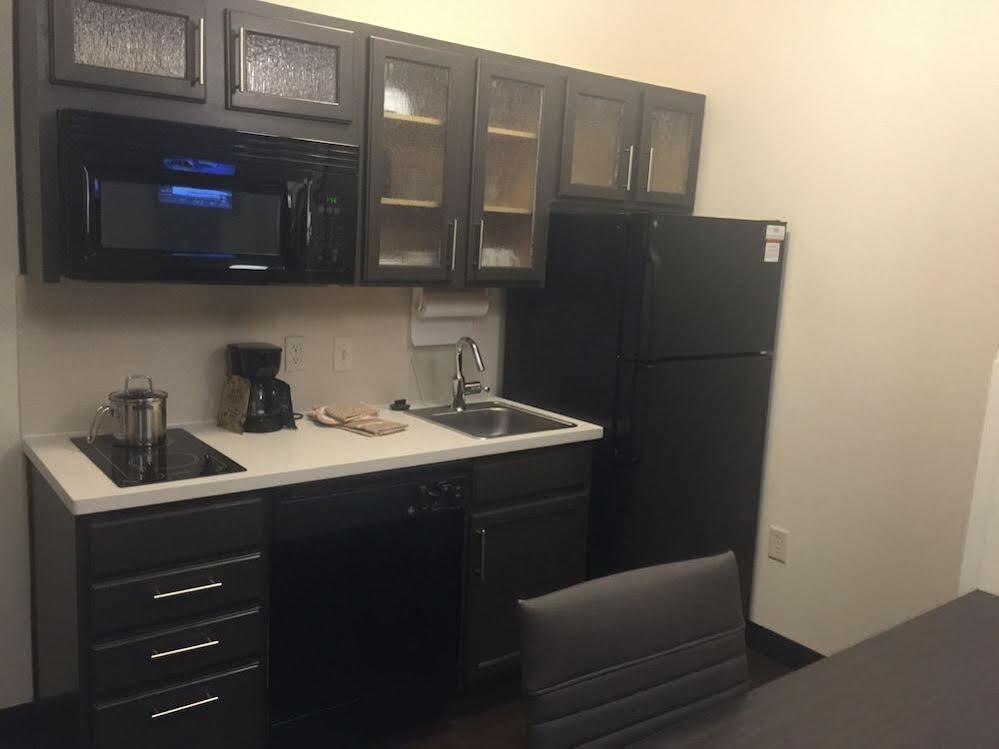 Candlewood Suites Lincoln By Ihg Eksteriør billede